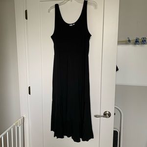 Black Gap high-low tank midi dress. Size L.